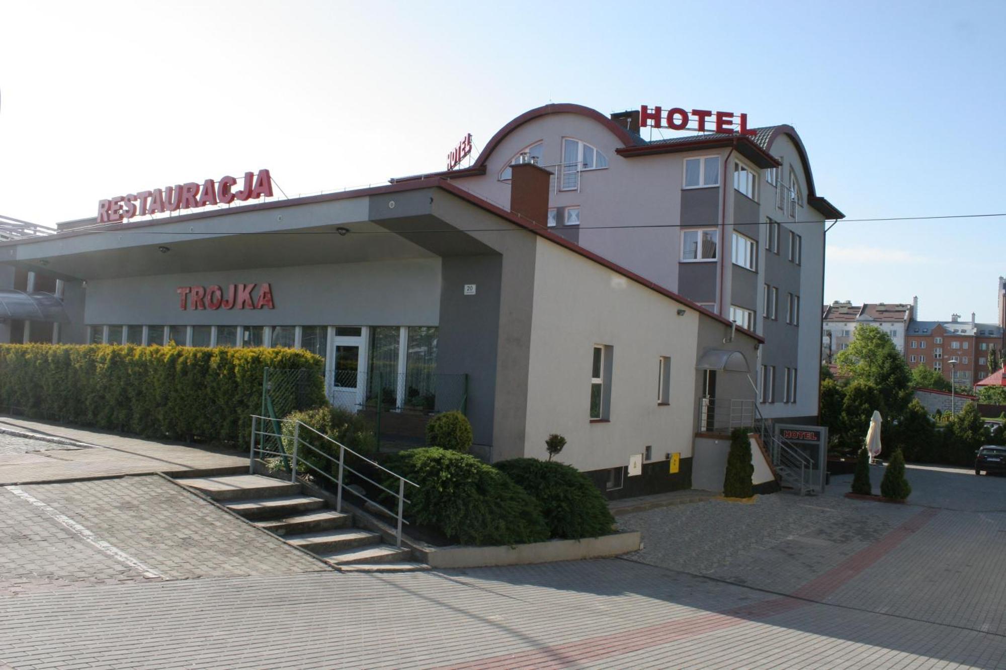 Hotel Trojka Przemysl Exterior photo